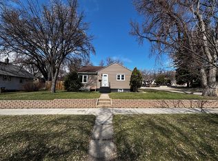 917 8th Ave NE, Minot, ND 58703