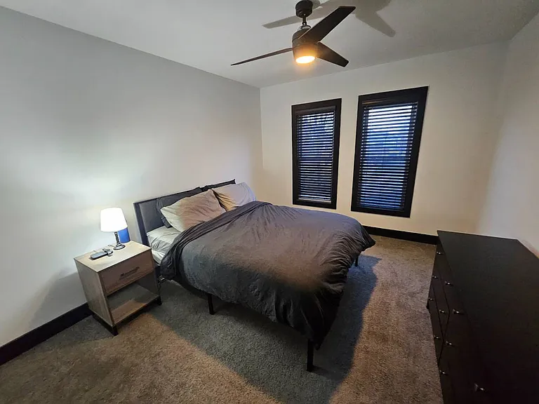 925 W Rich St — Photo 9