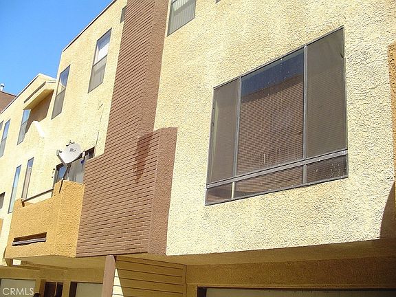 5th image of 8734-8736 Burnet Ave