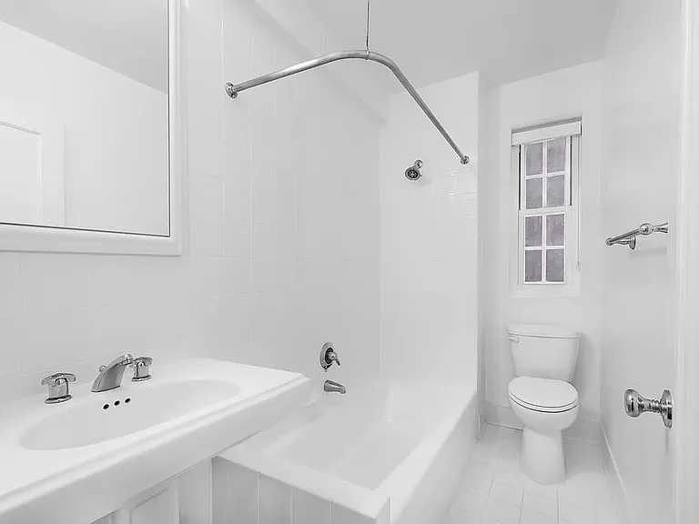 115 W 86th St #1D — Photo 9