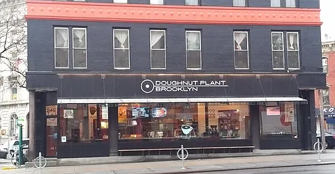 Rented by R New York