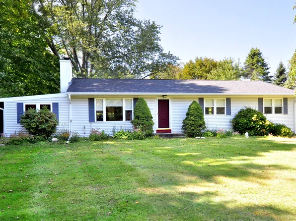 145 Cat Swamp Road, Woodbury, CT 06798