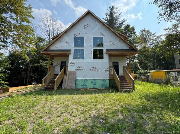 2 St Peters Street, Liberty, NY 12754