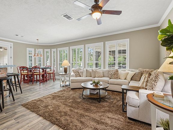4th image of 1214 Eversham Way