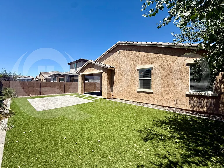 9507 E Saturn Ave — Photo 24