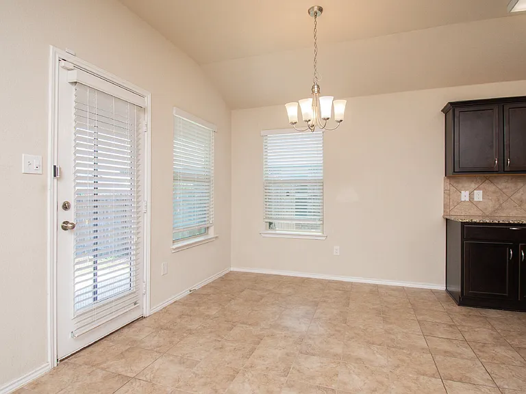 1707 Gigante Dr — Photo 5