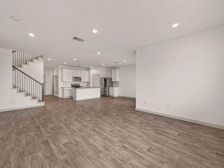 6903 Green Embers Ln — Photo 10