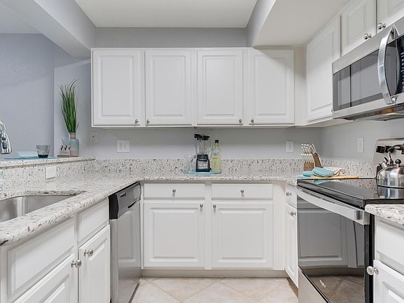 4th image of 4109 Residence Dr APT 501