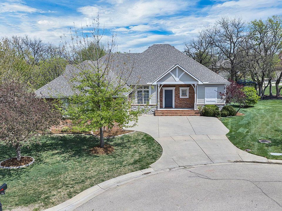 1st image of 2014 N Paddock Green Ct
