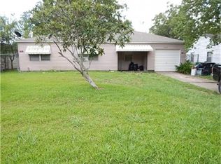 4826 Palisade Dr, Houston, TX 77048