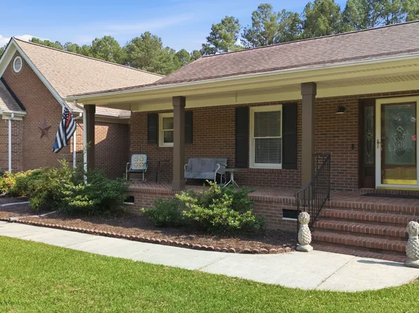 7100 Deer Brook St, Willow Spring, NC 27592