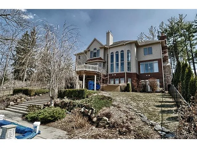 5622 Evergreen Knl photo 1