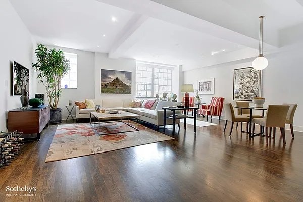 Sold by Sotheby's International Realty | media 18