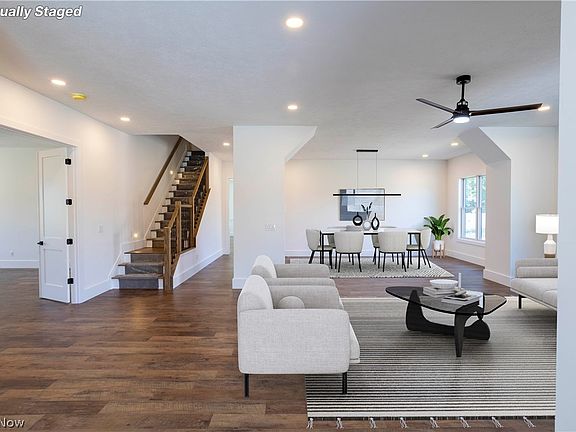 3rd image of 30509 Carlton Ave