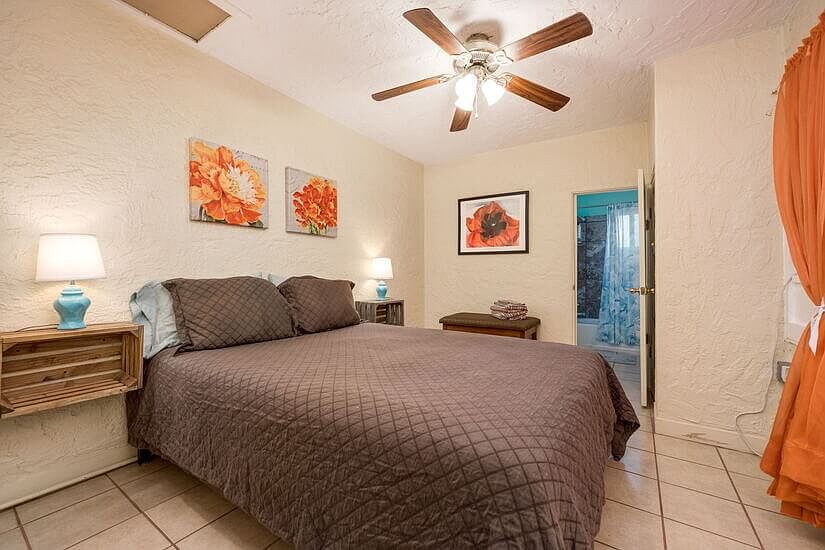 Queen Bed