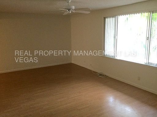 3rd image of 3322 Sagebrook Ln