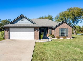 11 Ranch Acres Rd, Pryor, OK 74361