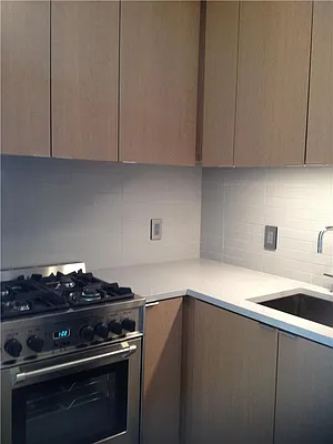 Rented by R New York | media 21