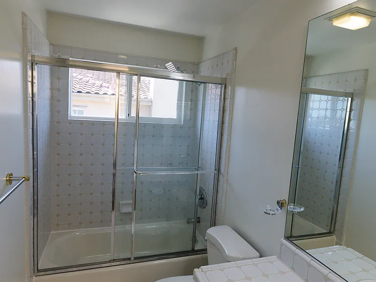 5070 Cochrane Ave — Photo 28