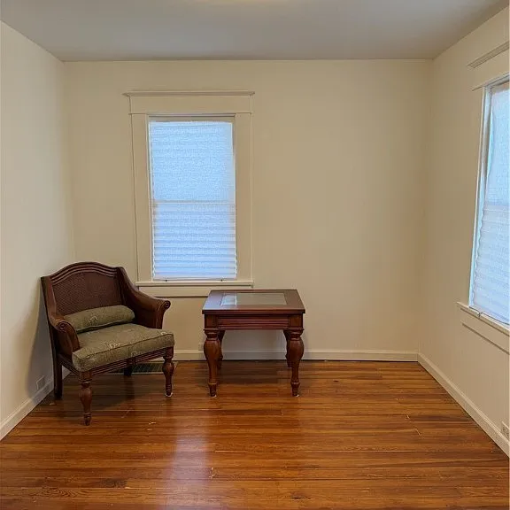 459 Brainard Pl — Photo 4