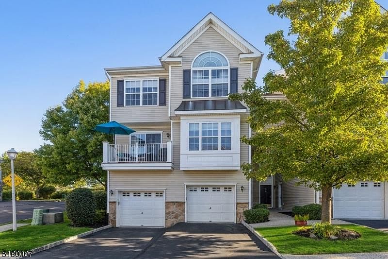 1st image of 78 Mountainside Dr
