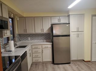 129 Lakewood Dr, Athol, MA 01331