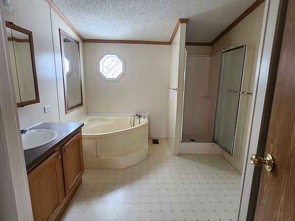 4th image of 1032 Wheatridge Ct
