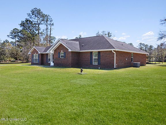 4th image of 20575 Basch Rd