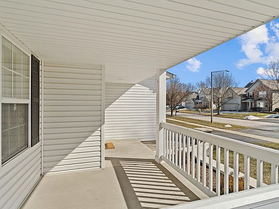 3rd image of 3415 Fairmont Ave