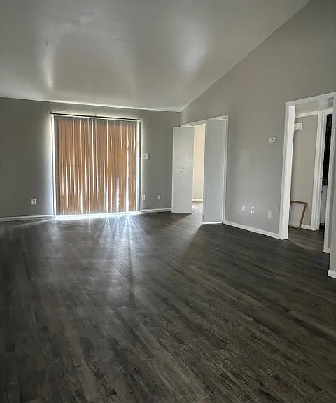 1302 Waldron Rd #103 — Photo 4