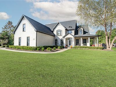 8 S Sherwood Dr, Rogers, AR, 72758