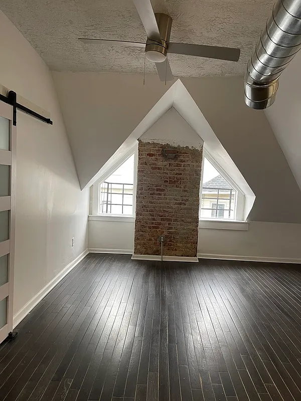 1 bed, 2.0 bath, 1200 sqft, $1,350 — Photo 3