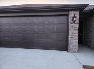 461 Rama St, Centerton, AR 72719