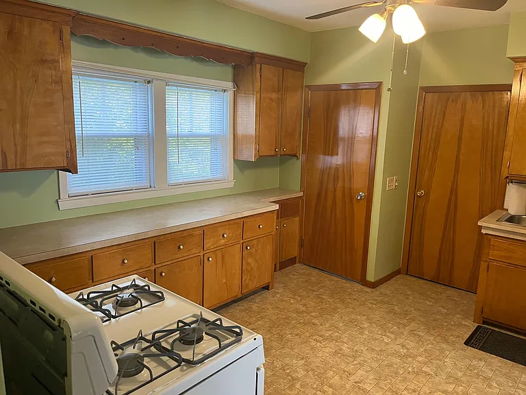 38 Brightridge Ave #2 — Photo 4