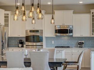 1500 Pembroke Pass, Chanhassen, MN 55317