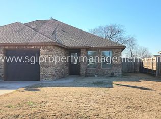 931 Robineta Ln, Gunter, TX 75058