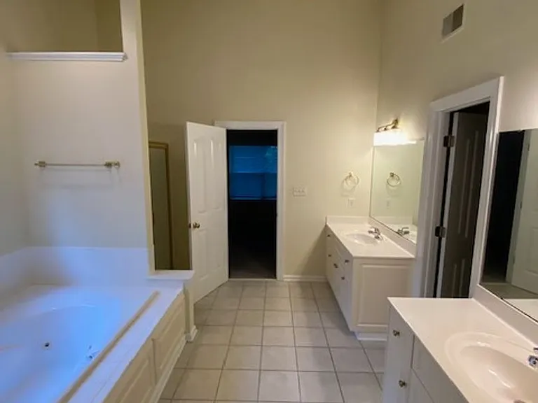 506 Eagle Pointe Dr — Photo 14