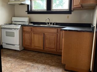 11934 S Michigan Ave FLOOR 2, Chicago, IL 60628