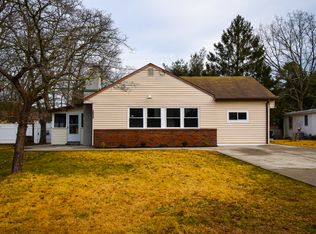 5933 Mulberry Dr, Mays Landing, NJ 08330