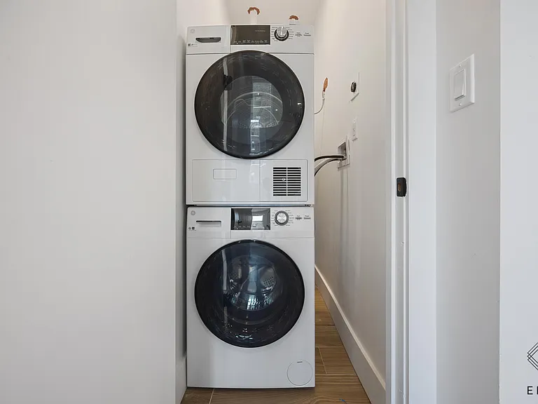 942 New York Ave #2C — Photo 3