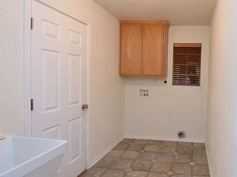 4106 Pennington Ave — Photo 12