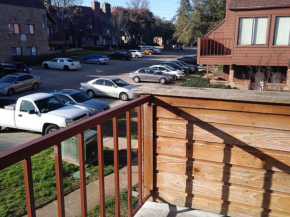 2nd image of 2309 Balsam Dr APT K211
