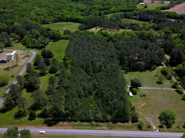 301 Brock Rd, Brownsboro, AL 35741