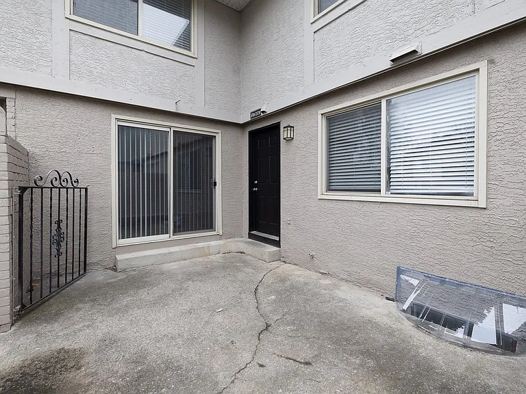 Townhomes at Fairways — Photo 78