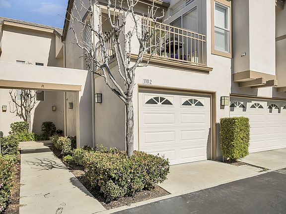 2nd image of 1102 S Country Glen Way