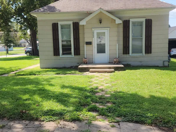 1322 O St, Auburn, NE 68305