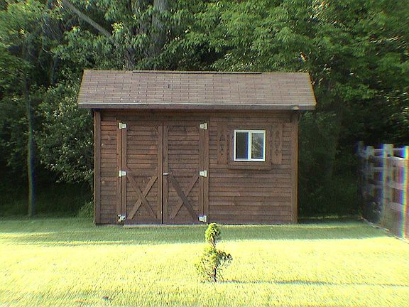 Amish Storage Barn