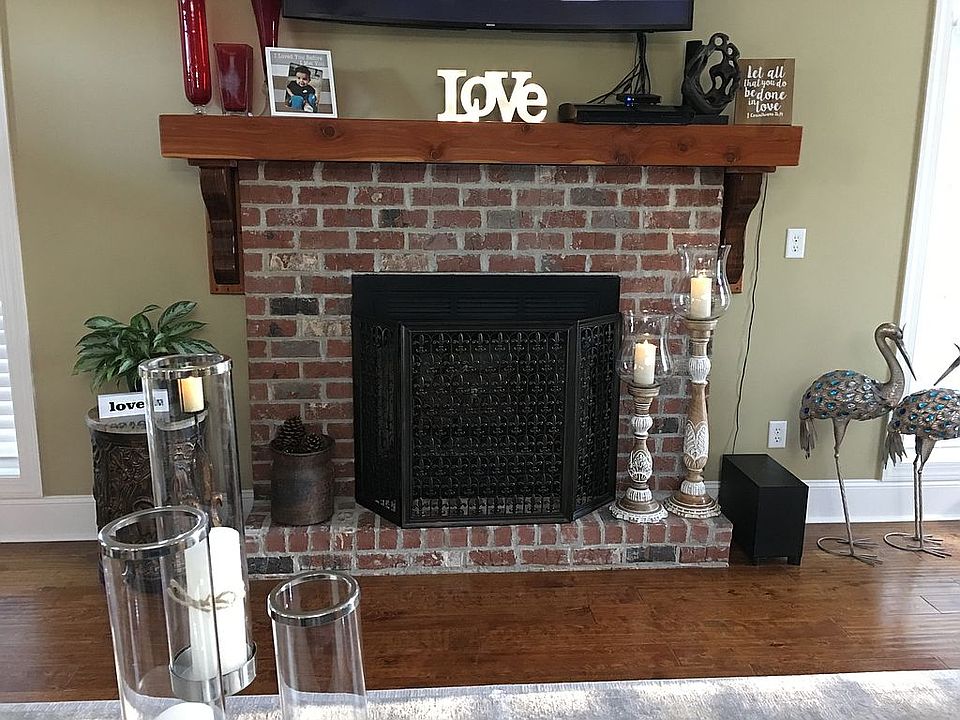 2nd image of 110 County Road 199