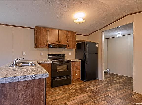 4th image of 74 Baby Jane Ln
