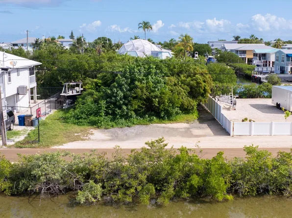 Indies Rd, Summerland Key, FL 33042